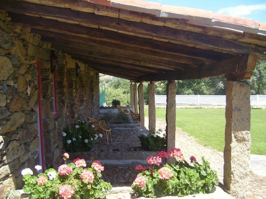 Quinta Do Barracao Da Vilarica Lodoes Exterior photo